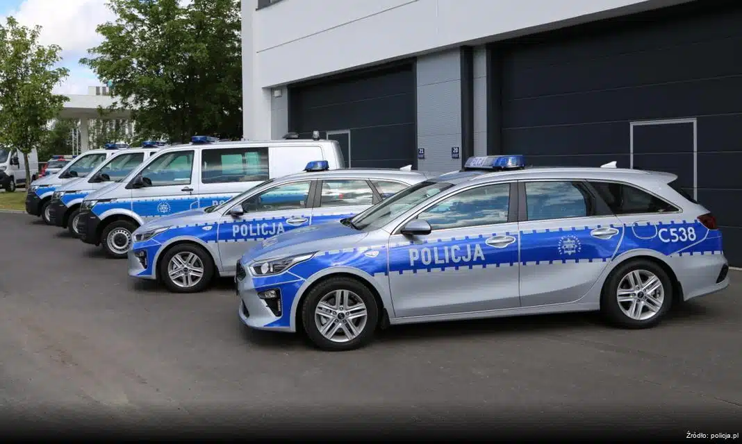 Policyjna akcja w Makowie Mazowieckim: zabezpieczenie nielegalnych papierosów i tytoniu